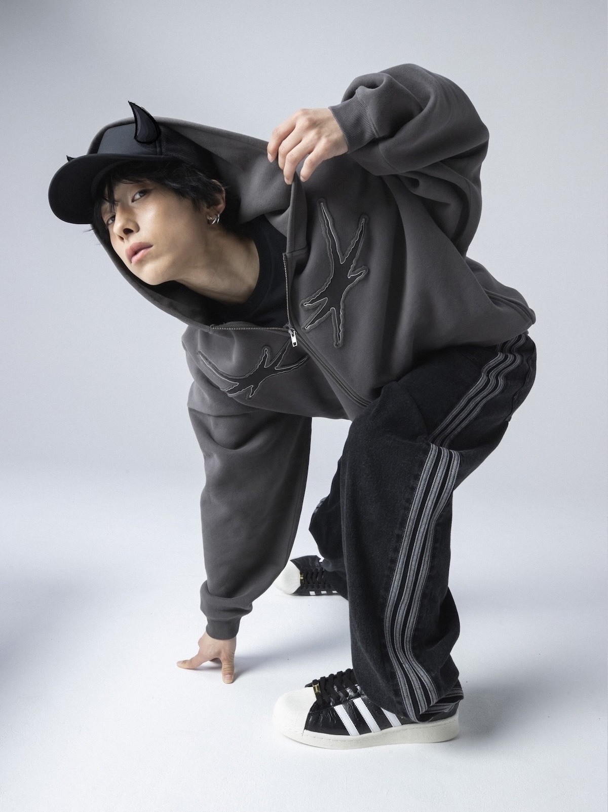JQ3666,atmos,BAPE,Superstar BAPE x atmos x 三叶草三方联名!还带夜光效果! JQ3666,atmos,BAPE,Superstar BAPE x atmos x 三叶草三方联名!还带夜光效果!