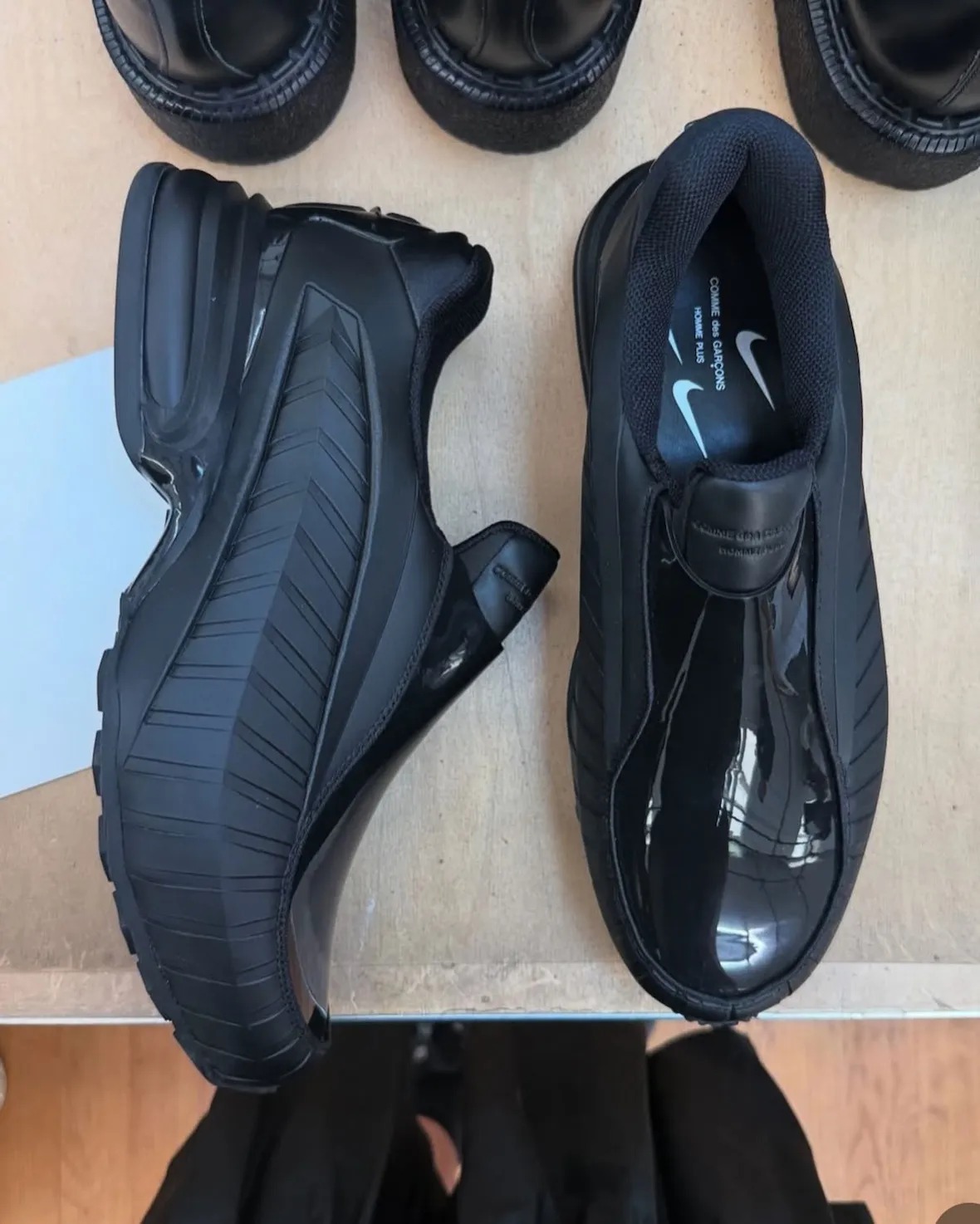 CdG,Nike,Air Max Dolce 时尚跨界的新尝试!CdG x Nike 新鞋刚刚曝光! CdG,Nike,Air Max Dolce 时尚跨界的新尝试!CdG x Nike 新鞋刚刚曝光!