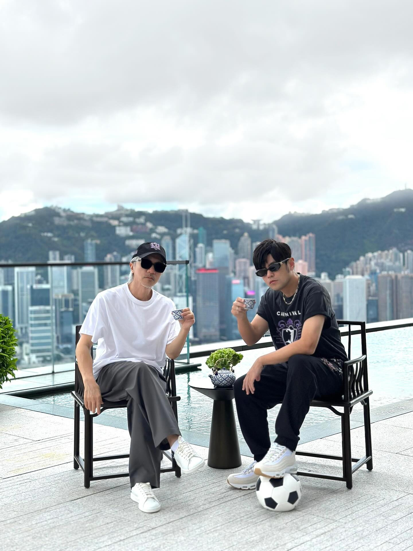 CLOT,Stan Smith,adidas 周星驰、周杰伦罕见合影,上脚了这双新鞋!陈冠希激动转发 CLOT,Stan Smith,adidas 周星驰、周杰伦罕见合影,上脚了这双新鞋!陈冠希激动转发