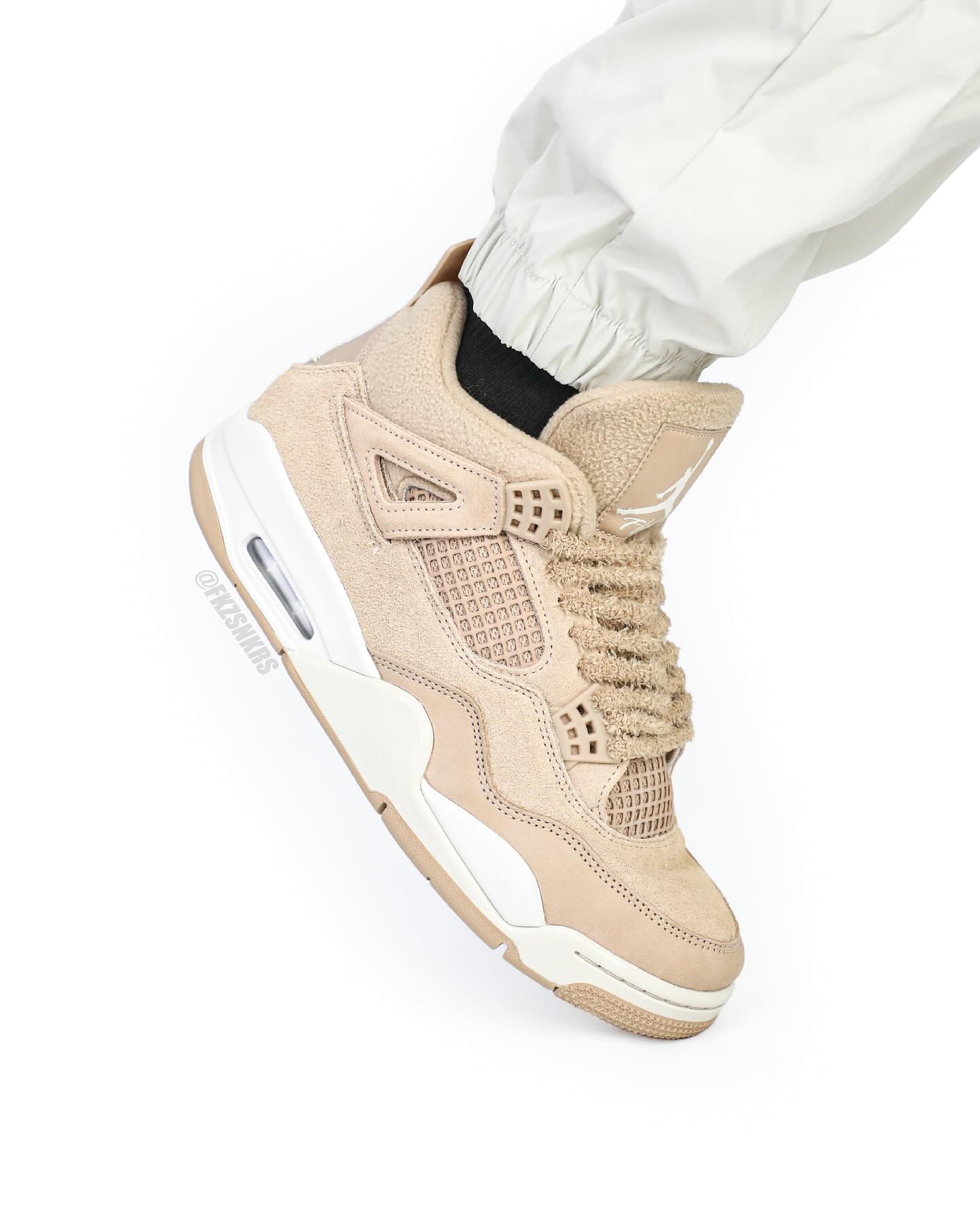 AJ4,Air Jordan 4,HV0823-200 冬季版 AJ4 实物泄露!你觉得如何? AJ4,Air Jordan 4,HV0823-200 冬季版 AJ4 实物泄露!你觉得如何?