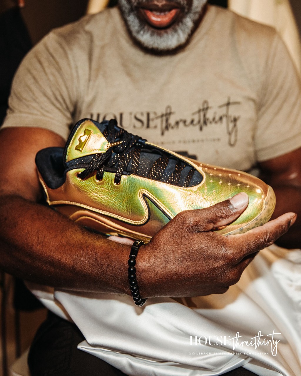 Nike,LeBron 23,40K Gold 詹姆斯「奥运金靴」超限量!?没关系,还有这双… Nike,LeBron 23,40K Gold 詹姆斯「奥运金靴」超限量!?没关系,还有这双…