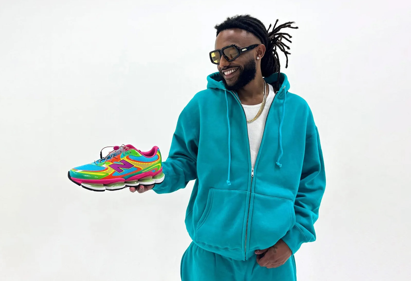 New Balance 2000,New Balance 会场限量 100 双的 NB 新鞋!夜光效果太酷了! New Balance 2000,New Balance 会场限量 100 双的 NB 新鞋!夜光效果太酷了!