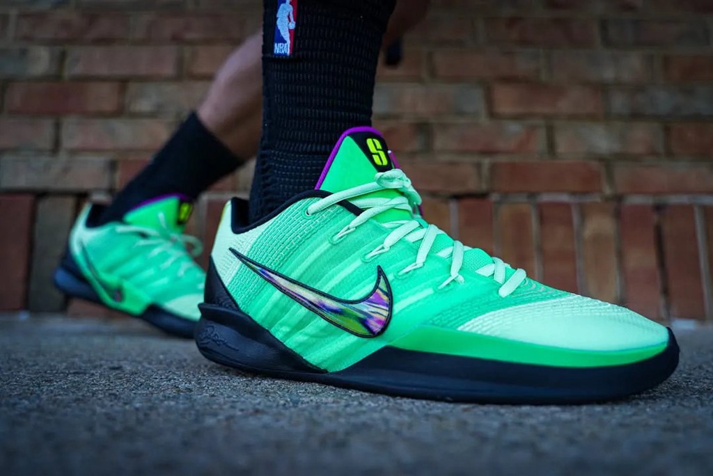 Nike,Sabrina 3,Gamer,II3985-30  灵感来自 NBA 2K!这双 Nike 新鞋颜值不低! Nike,Sabrina 3,Gamer,II3985-30  灵感来自 NBA 2K!这双 Nike 新鞋颜值不低!