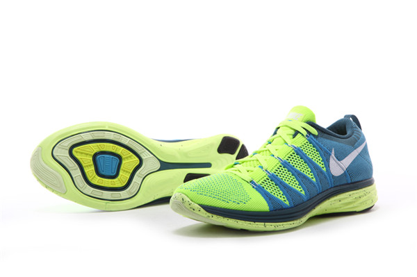 球鞋资讯,球鞋新闻,时尚杂  Nike Flyknit Lunar 2 实物曝光