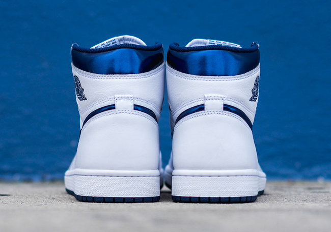 555088-106,AJ1 High OG,Air Jor 555088-106AJ1 首次复刻的 Metallic Air Jordan 1 带来复古运动风范的完美呈现! 555088-106,AJ1 High OG,Air Jor 555088-106AJ1 首次复刻的 Metallic Air Jordan 1 带来复古运动风范的完美呈现!