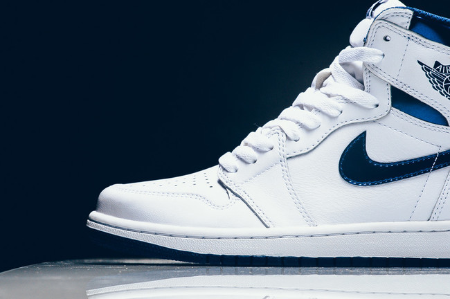 555088-106,AJ1 High OG,Air Jor 555088-106AJ1 入手 Air Jordan 1 Retro OG High Metallic Navy 的三个理由! 555088-106,AJ1 High OG,Air Jor 555088-106AJ1 入手 Air Jordan 1 Retro OG High Metallic Navy 的三个理由!