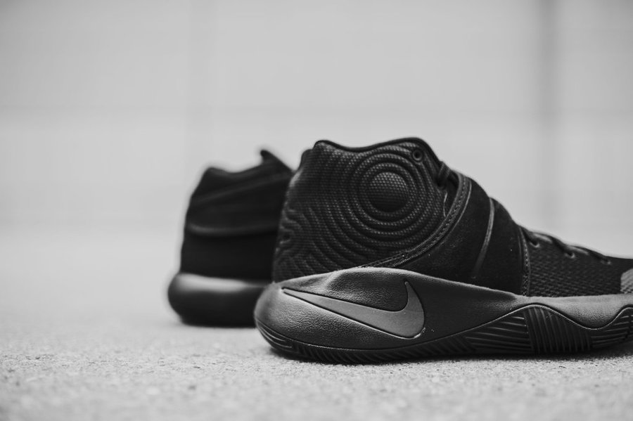 820537-008,Kyrie 2,Nike 820537-008 全黑呈现!Kyrie 2 “Triple Black” 即将发售 820537-008,Kyrie 2,Nike 820537-008 全黑呈现!Kyrie 2 “Triple Black” 即将发售