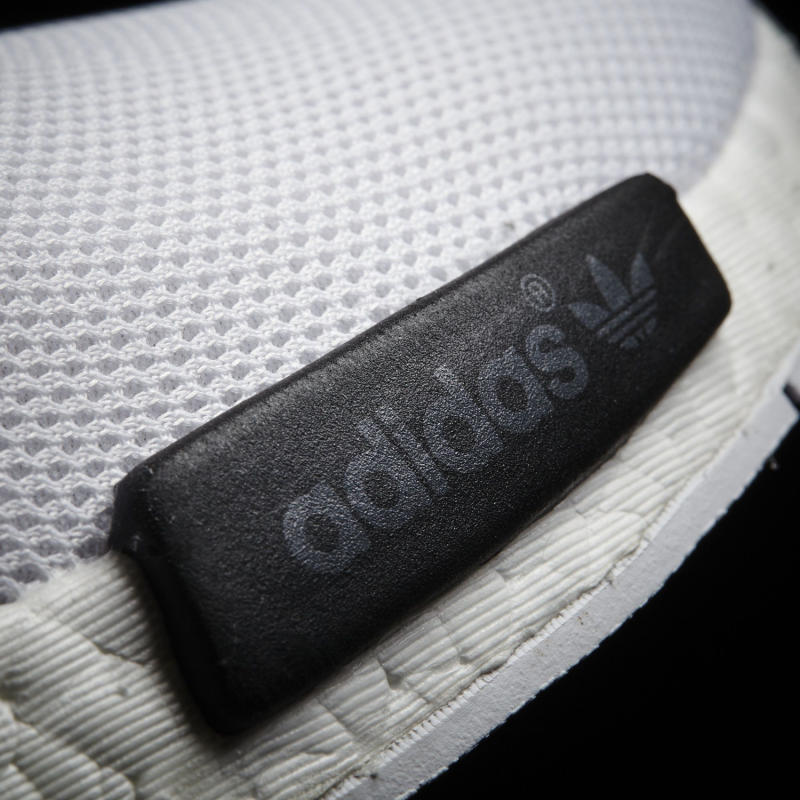 NMD,adidas 熊猫配色 adidas NMD R1 Mesh 黑白亮相 NMD,adidas 熊猫配色 adidas NMD R1 Mesh 黑白亮相