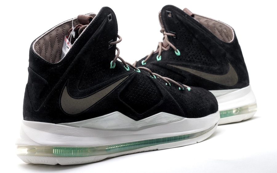 Lebron X,nike,black suede  LBJ X “Black Suede”＂黑麂皮＂发售流言