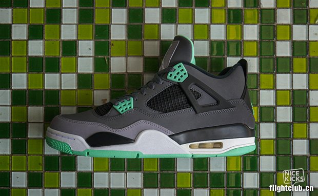 AIR JORDAN 4,aj4  AIR JORDAN 4 “GREEN GLOW”球鞋实拍