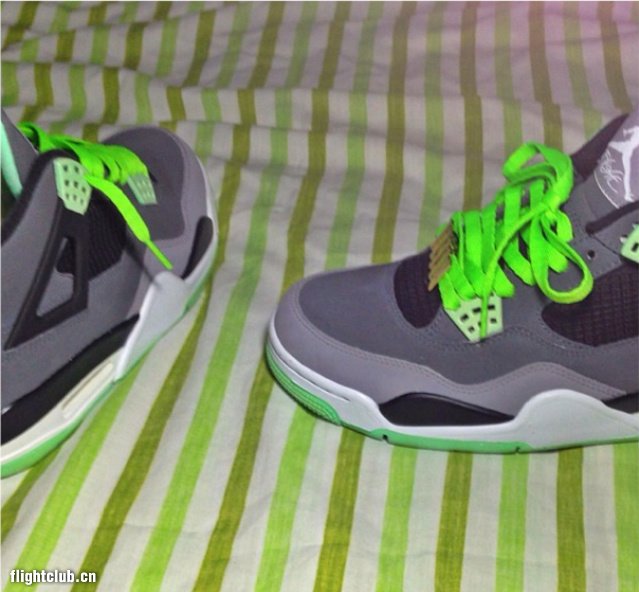 air jordan 4,aj4 AJ4夜光 Air Jordan 4 “Green Glow in the Dark” 定制鞋款