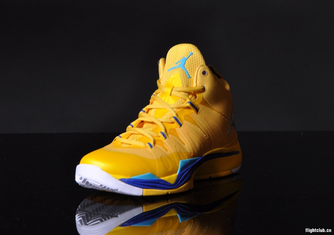 super fly 2  Air Jordan Super Fly 2 黄蓝配色实物曝光