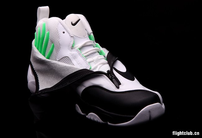 nike the glove  Nike Air Zoom Flight ＂The Glove＂ 国内发售信息