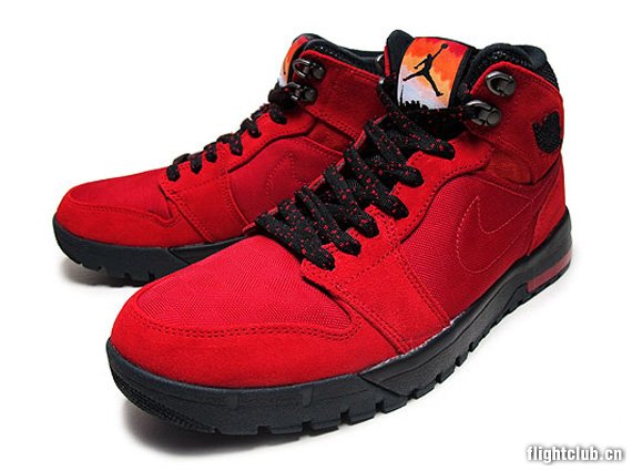 trek  Air Jordan 1 Trek 健身红 已经发售