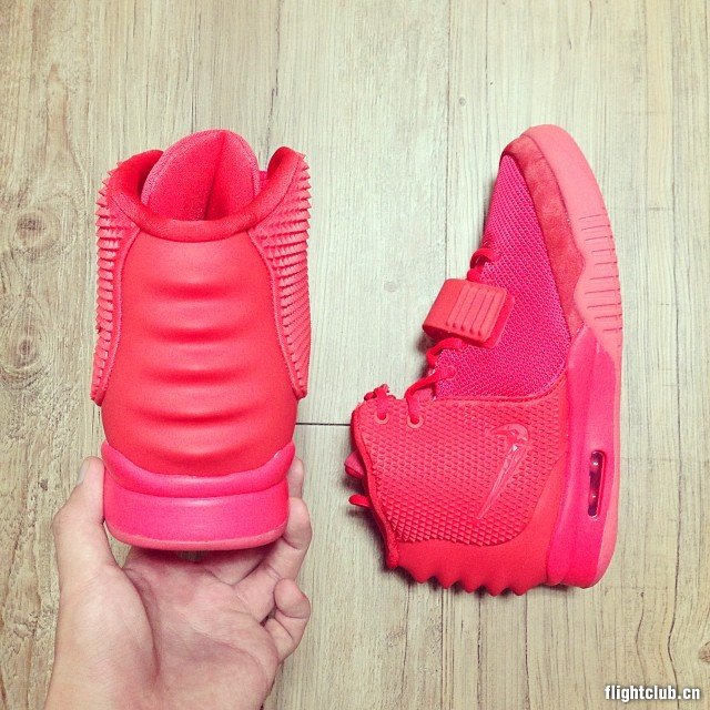 椰子2 椰子2大红全红发售508214-660 Nike Air Yeezy 2 ＂Red October＂ 实物上脚欣赏