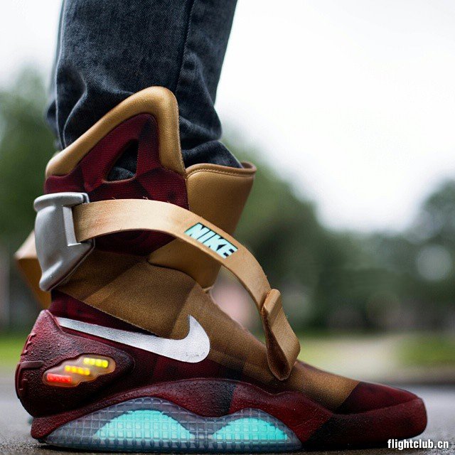 Nike,Air,Mag,“,Iron,Man,”,定,制版  Nike Air Mag “Iron Man” 定制版上脚实拍