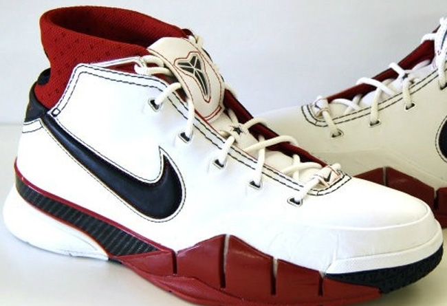 kobe,zk1 科比一代战靴ZK1 流言：Nike Zoom Kobe 1 将在 12 月份复刻发售