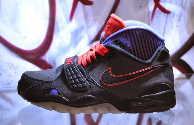 Nike,Air,Trainer,威,震天,实物,欣赏,这双  Nike Air Trainer SC II 变形金刚之威震天已经发售