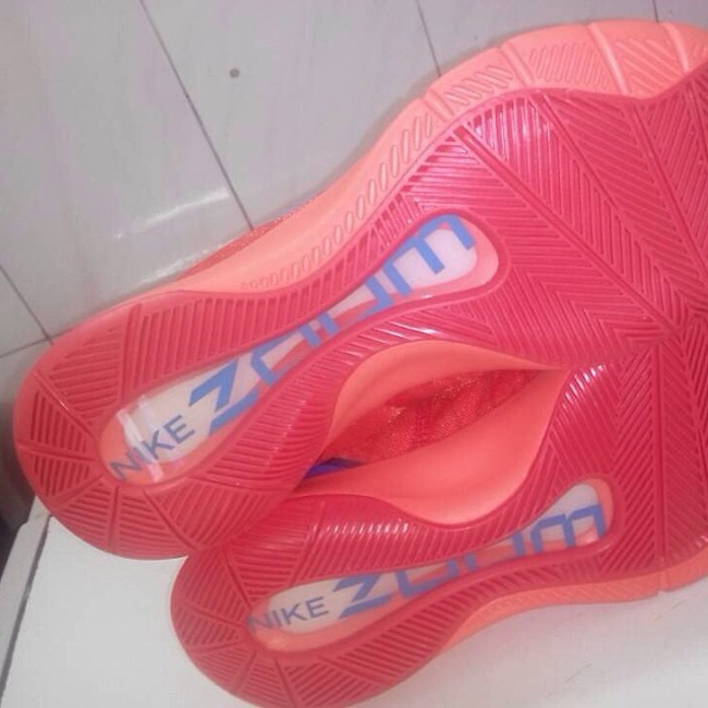 Nike,Zoom,Hyperrev,Infrared,配色  Nike Zoom Hyperrev ＂Infrared＂ 配色实物曝光