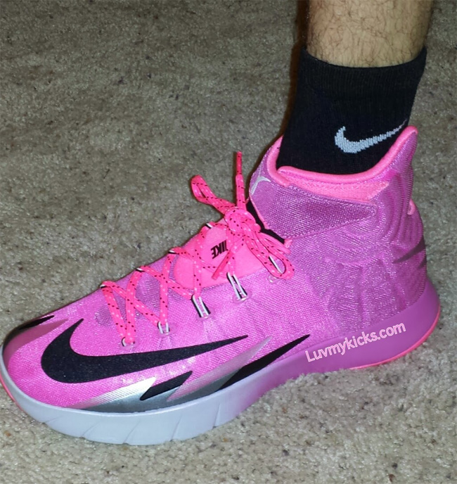 Nike,Zoom,Hyperrev,乳腺癌,配色,实物,曝 Hyper Rev Kay Yow Nike Zoom Hyperrev 乳腺癌配色实物曝光