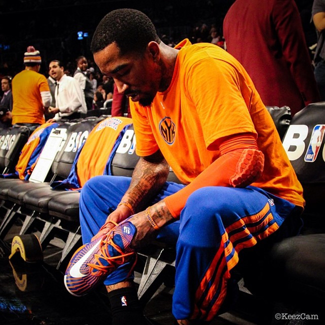 J.R.,Smith,上脚,Nike,KD6,尼克斯,主,题  J.R. Smith 上脚 Nike KD6 尼克斯主题款球鞋