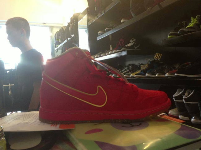 Nike,Dunk,High,YOTH,马年,别注,实物,曝 马年DUNK Nike SB Dunk High YOTH 马年别注实物曝光
