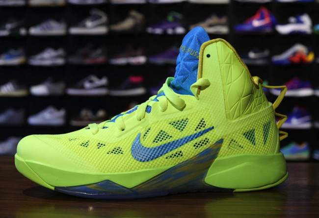 Zoom,Hyperfuse,Hyperfuse 2013, Hyperfuse2013何时发售 Nike Zoom Hyperfuse 2013 黄绿配色实物曝光