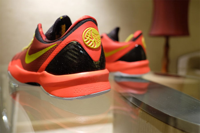 Kobe,Venomenon 4,科比毒液4.YOTH,马年 毒液4 XDR Kobe Venomenon 4 YOTH 马年别注上脚实拍