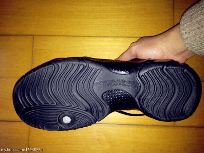 碳板风一复刻,Nike Air Flightposite 2 碳板风一642307-001 碳板风一复刻版 Nike Air Flightposite 2014 实物曝光