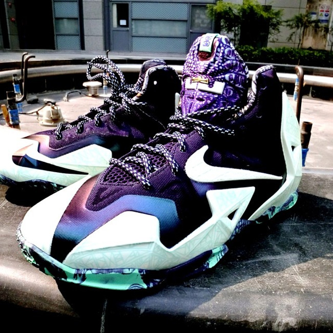 621712-701,LeBron 11 ASG,LBJ11 LBJ11全明星621712-701 LeBron 11 ASG 全明星配色夜光鞋面展示