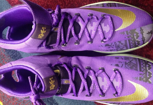 Nike Zoom Hyperrev,BHM黑人月  Nike Zoom Hyperrev BHM 黑人月配色更多实物曝光