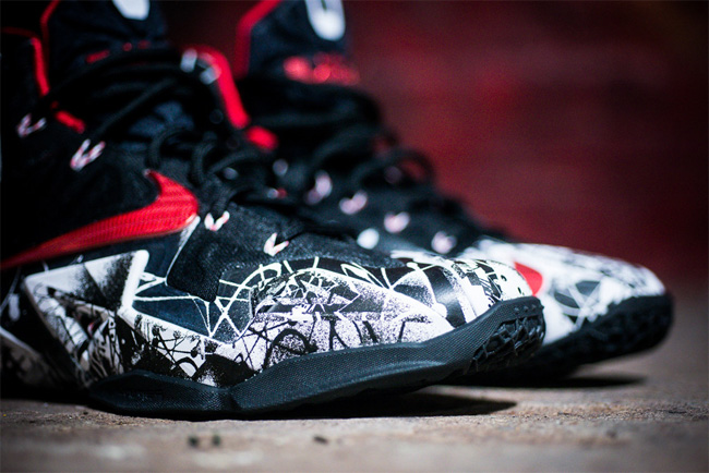 LBJ11,616175-100 LBJ11 616175-100 LeBron 11 ＂Graffiti＂ 涂鸦配色美图欣赏