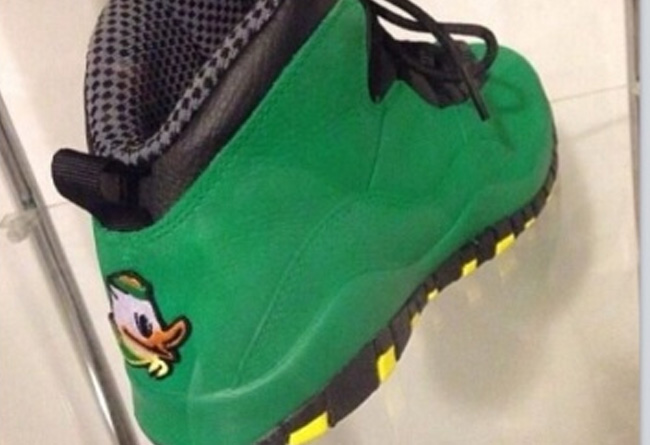 AJ10俄勒冈鸭子,Air Jordan 10,Oregon AJ10俄勒冈鸭子 Air Jordan 10 ＂Oregon Ducks＂ 实物曝光