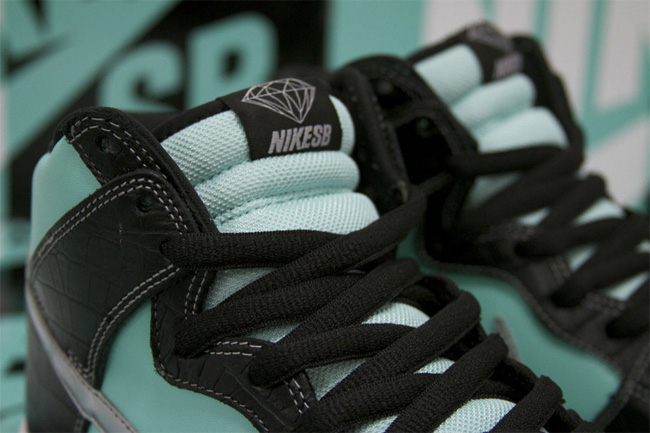 Diamond,Nike,Dunk,“,Tiffany,”,  Diamond x Nike SB Dunk Hi “Tiffany” 实物图赏