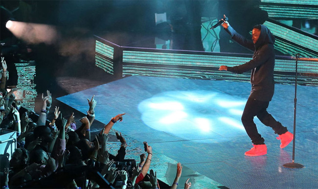 Nike Air Yeezy 2 Red October 红椰子发售508214-660 Kendrick 上脚 Nike Air Yeezy 2 ＂Red October＂