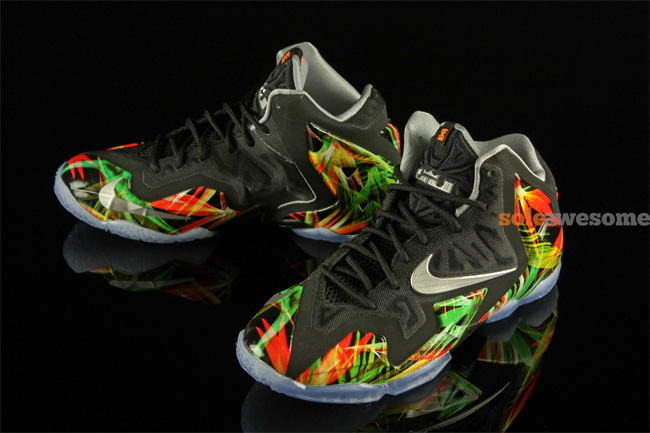 LBJ11,LeBron 11,621712-006 LBJ11 621712-006 LeBron 11 GS “Reverse Kings Pride”实物图赏