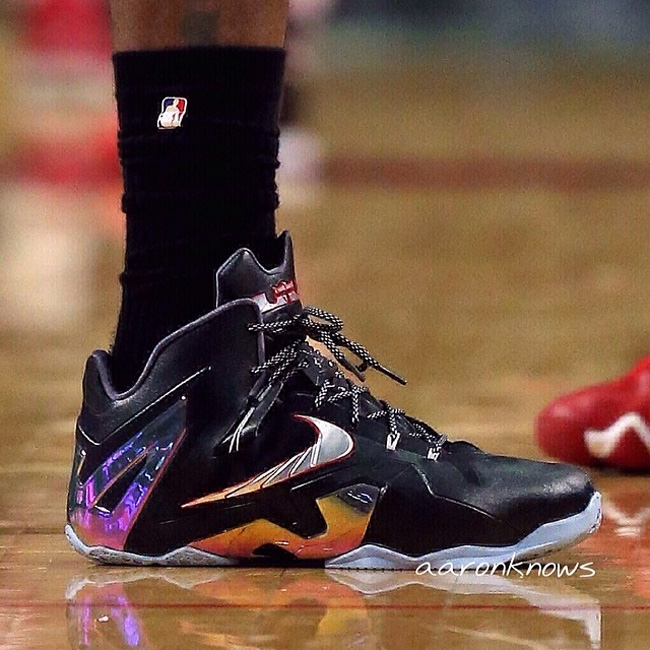LBJ11,LeBron 11,Elite,精英版 LBJ11精英版上脚 詹姆斯首次赛场穿着 LeBron 11 Elite