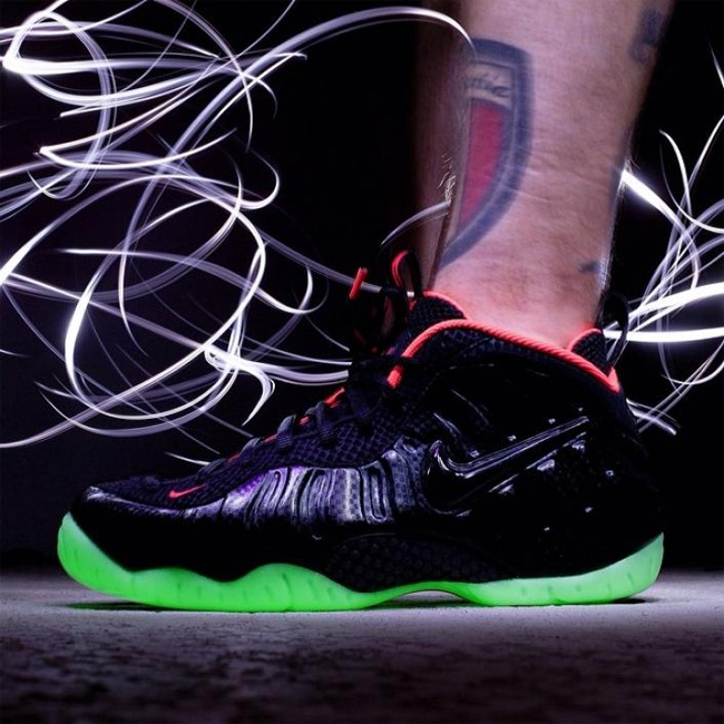 Foamposite Pro,Yeezy,616750-00 黑粉夜光椰子泡616750-001 Nike Air Foamposite Pro Yeezy 上脚实拍
