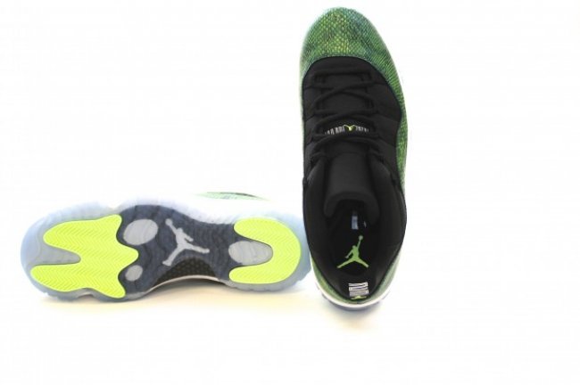 AJ11 Low,528895-033,Air Jordan AJ11 Low 528895-033 Air Jordan 11 Low ＂Green Snake＂ 更多实物图赏