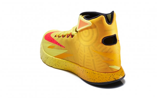 凯里欧文,Hyperrev 凯里欧文战靴 Nike Zoom Hyperrev Kyrie Irving PE 即将发售