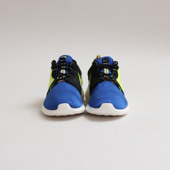 Nike Roshe Run  Nike Roshe Run HYP PRM “Magista” 实物图赏