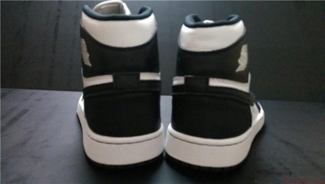 AJ1,Air Jordan 1,555088-010 AJ1 555088-010 Air Jordan 1 OG HIGH 黑白配色实物曝光
