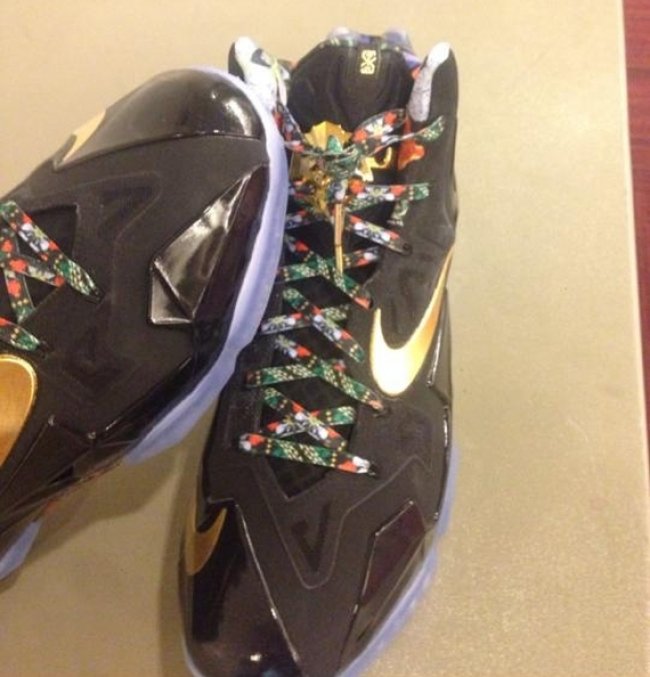 LBJ11,LeBron 11 LBJ11 詹姆斯赛前上脚 LeBron 11 ＂Watch The Throne＂
