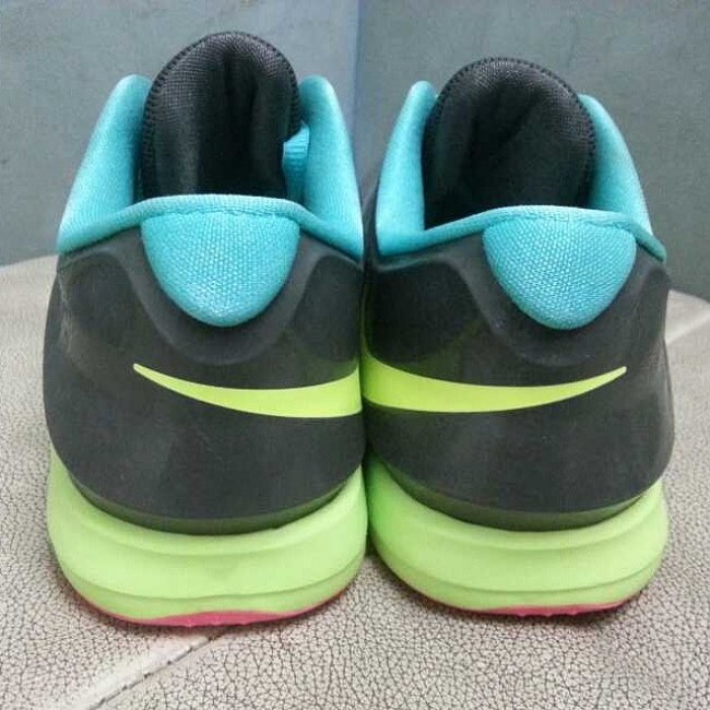 杜兰特7代战靴,KD7 Nike杜兰特7代战靴发售日期 KD7 GS 双色即将发售