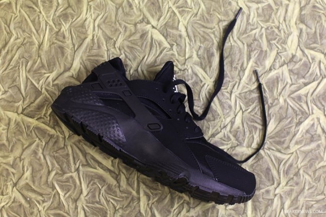 Nike Air Huarache,318429-003 318429-003 Nike Air Huarache “Black” 海外上市