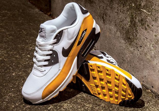 Nike Air Max 90  Nike Air Max 90 白黑金新色发售
