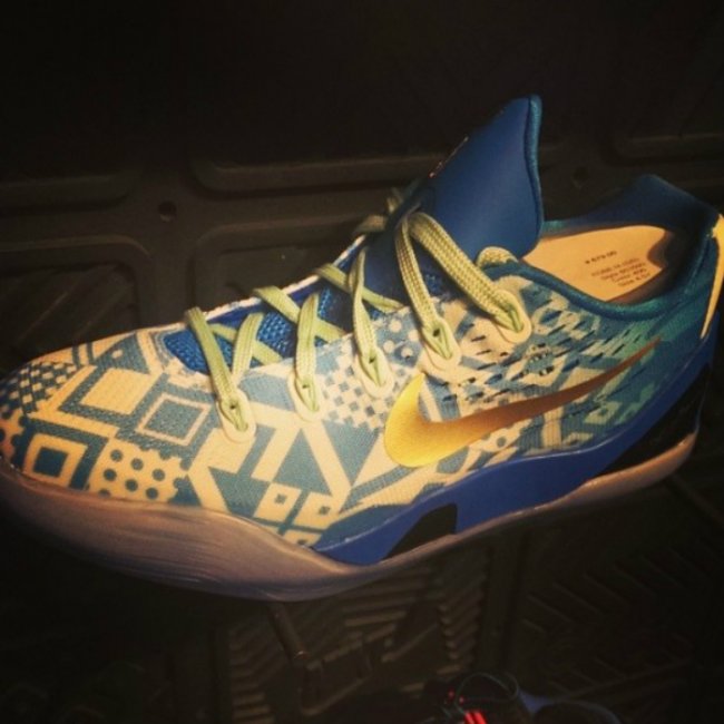 科比9代,Kobe 9,Kobe 9 EM 科比9代 Kobe 9 EM 蓝金配色实物曝光