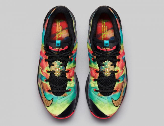 695224-970,LBJ11 Low,LeBron 11 LBJ11低帮695224-970 LeBron 11 Low SE “Multicolor” FL 发售信息
