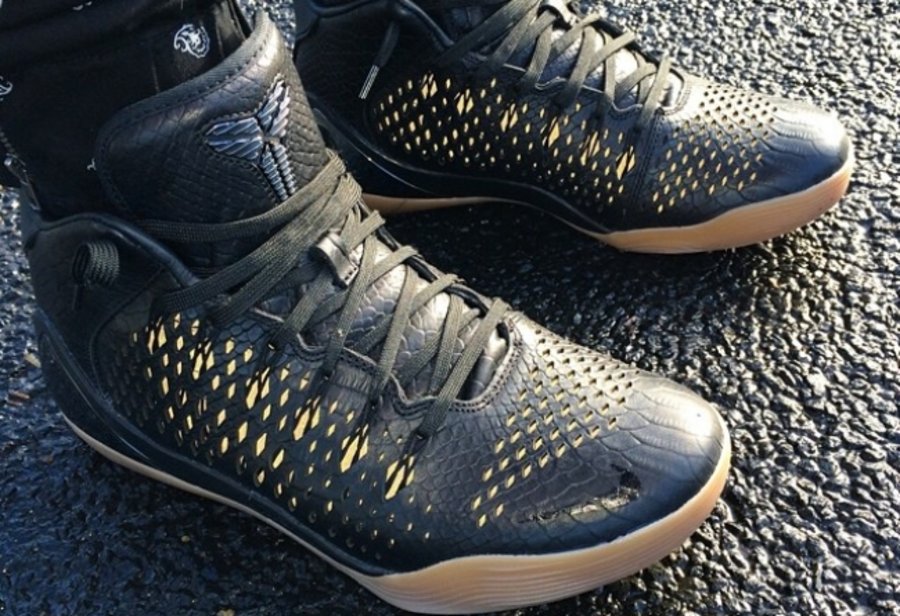 Kobe 9 Mid EXT,704286-001  Kobe 9 Mid EXT “Black Snakeskin” 上脚实拍