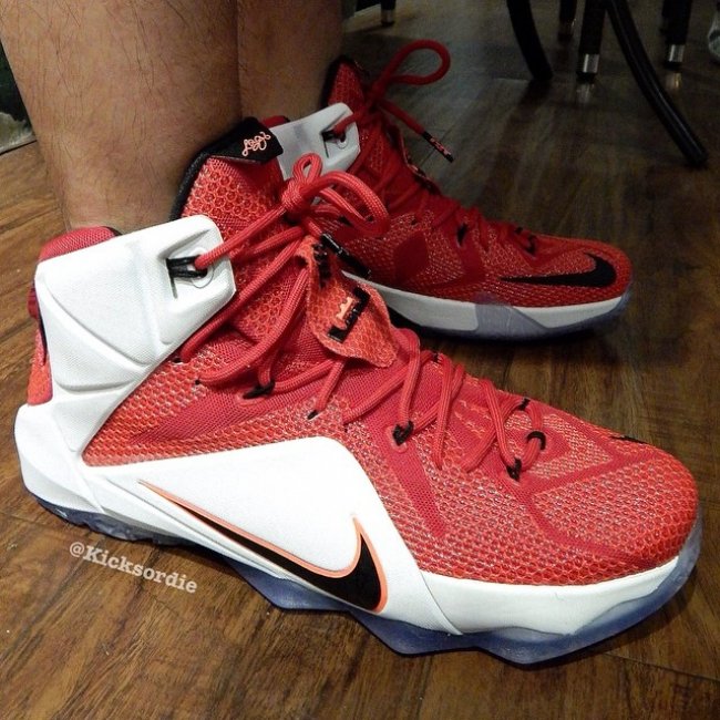 684593-601,LBJ12,LeBron 12 684593-601 LBJ12 LeBron 12 “Lion Heart” 上脚实拍
